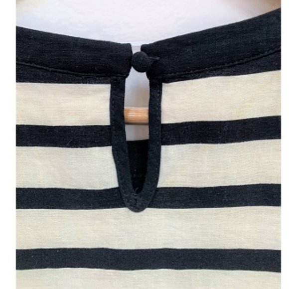 Kenar Striped Cutout Tank Top - Picture 4 of 6